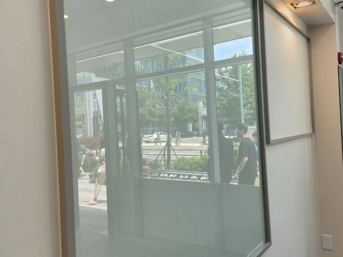 합천군 대병면 매장 내부 유리·창 청소 사례 - 행진크린