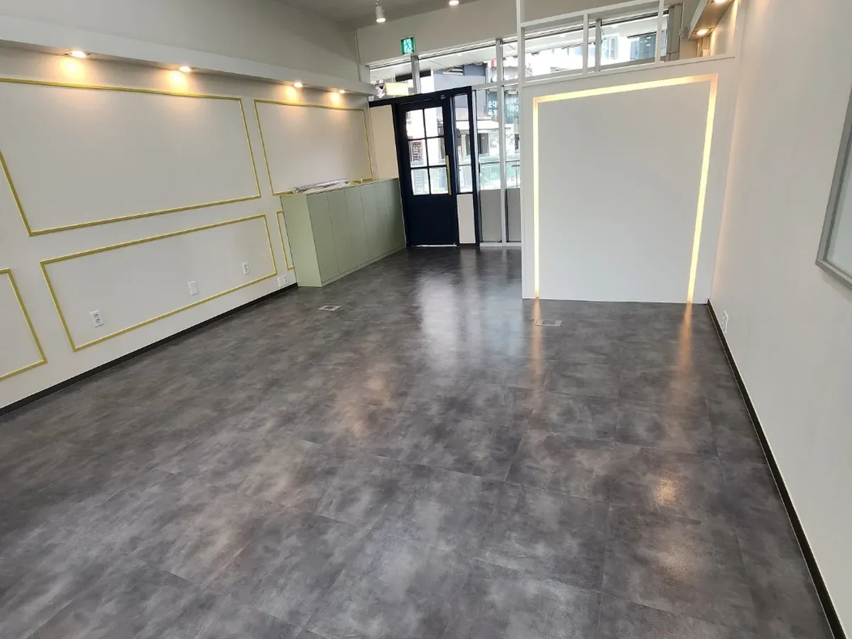 함양군 마천면 철거서비스 현장 복도·대기 동선 야간 위생청소 사례 - 행진크린